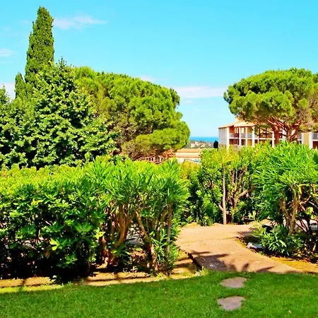 Agay Cap Esterel Village G1 - T2 Large Jardin - Ref: 55la Appartement *